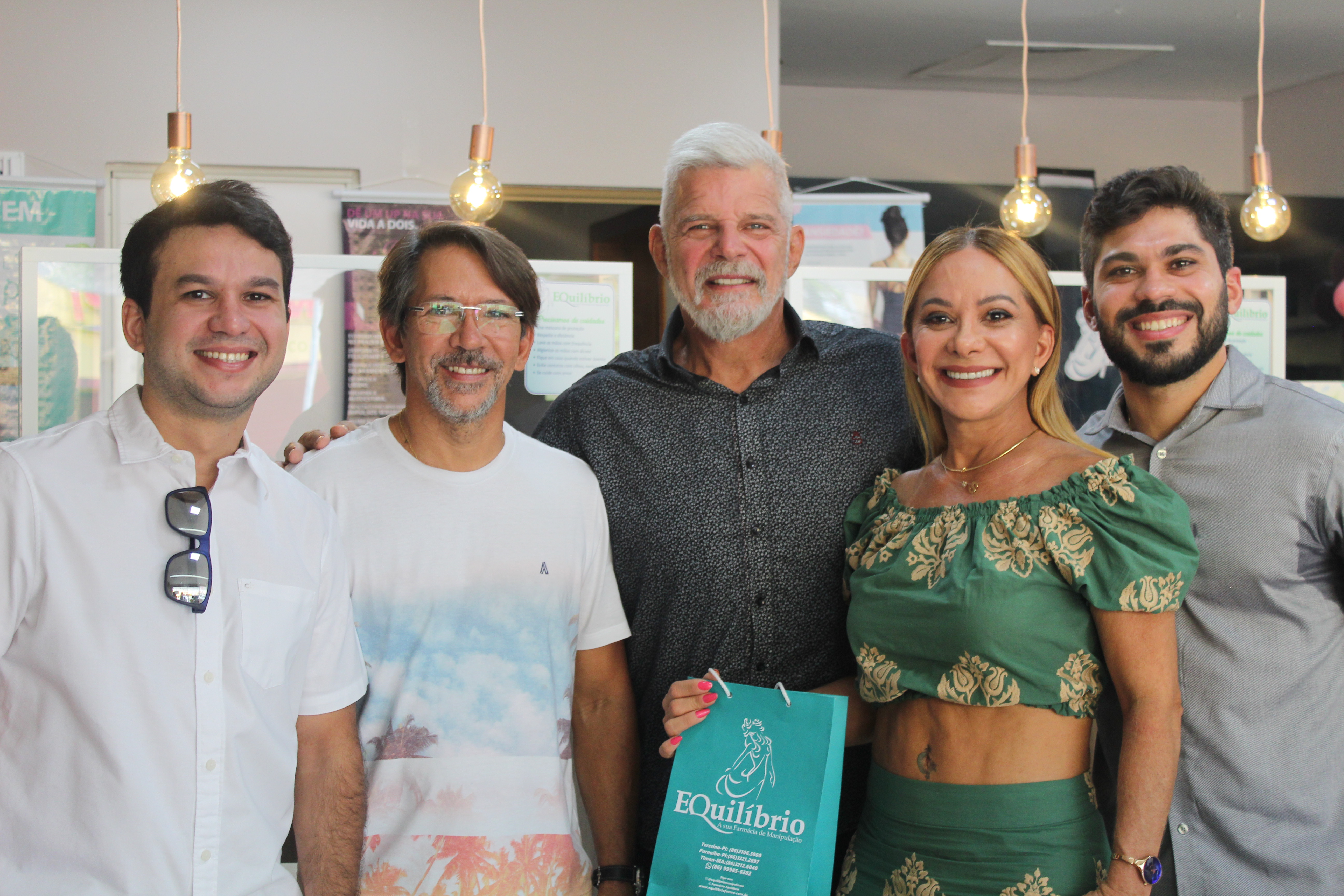 Família Equilíbrio, Pedro Henrique, Edmar José,  Soraya Aguiar e Lucas Lopes recepcionam o ator e atleta Raul Gazolla em Teresina.